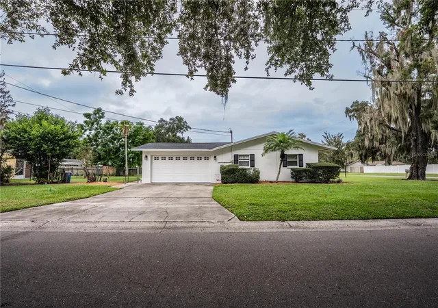 Photo 4 of Single family home for sale at 975 E Mann Rd, Bartow, FL 33830 | MLS# L4965525 | Listing updated on 2026-10-13