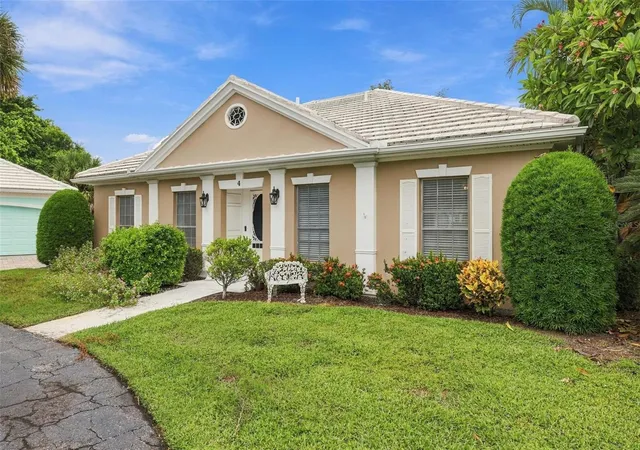 Photo 2 of Single family home for sale at 4 Antigua Cir #6, Englewood, FL 34223 | MLS# D6149020 | Listing updated on 2026-10-08