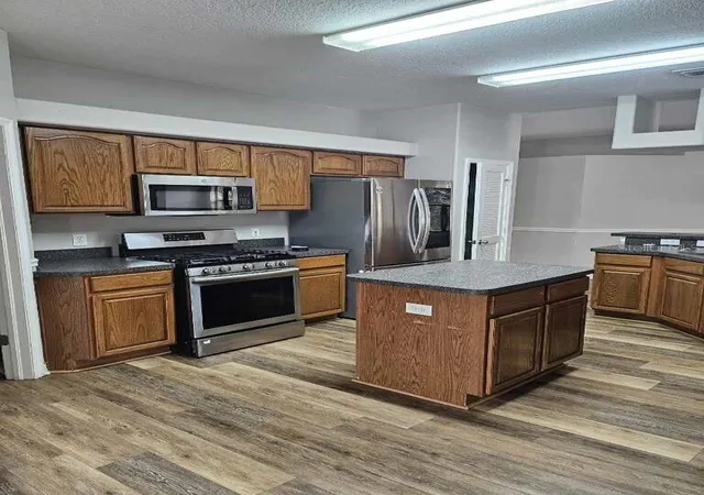 Photo 3 of Single family home for sale at 12721 Standbridge Dr, Riverview, FL 33579 | MLS# TB8554543 | Listing updated on 2026-10-07