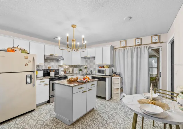 Photo 4 of Single family home for sale at 3220 Lenwood Dr, New Port Richey, FL 34655 | MLS# TB8554547 | Listing updated on 2026-10-17