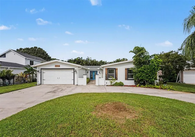 Single family home for sale at 3936 E Eden Roc Cir #1, TAMPA, FL 33634 | MLS# TB8554548