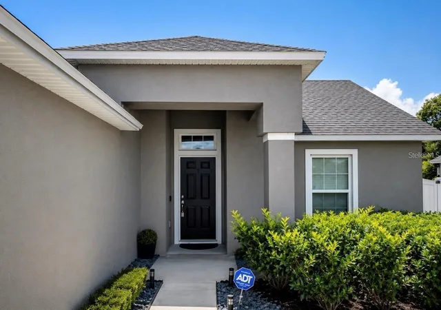 Photo 3 of Single family home for sale at 276 Arbuthnot St, Winter Haven, FL 33881 | MLS# P4940063 | Listing updated on 2026-10-03