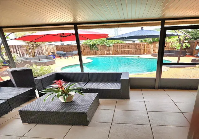 Photo 2 of Single family home for sale at 1345 39th Street N, Saint Petersburg, FL 33713 | MLS# TB8554557 | Listing updated on 2026-10-08