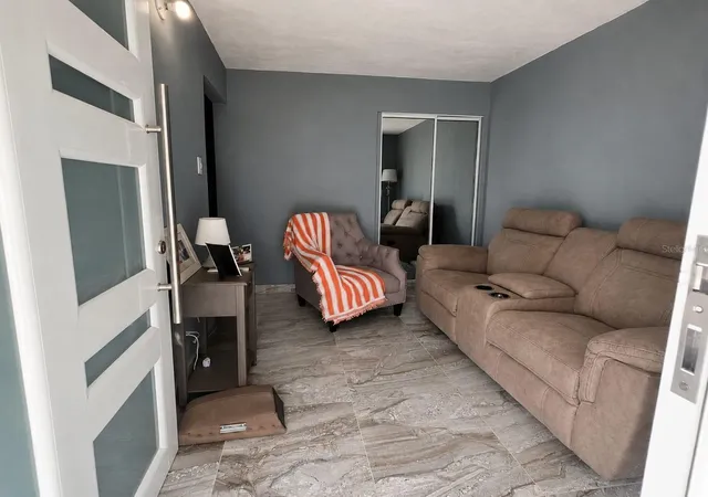 Photo 3 of Sale Pending at Calle 415 Urbanización Country Clb, Carolina, PR 00982 | MLS# PR9124678 | Listing updated on 2026-10-19
