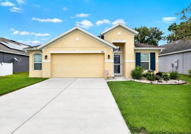Photo 2 of Single family home for sale at 14076 Finsbury Dr, Spring Hill, FL 34609 | MLS# W7890051 | Listing updated on 2026-10-08