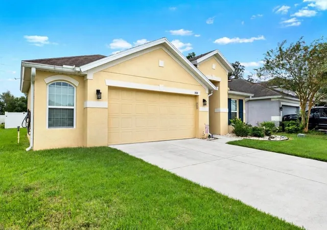 Photo 3 of Single family home for sale at 14076 Finsbury Dr, Spring Hill, FL 34609 | MLS# W7890051 | Listing updated on 2026-10-08
