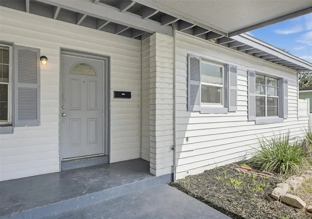 Photo 2 of Single family home for sale at 1225 Saint James Rd, Orlando, FL 32808 | MLS# O6446968 | Listing updated on 2026-10-05