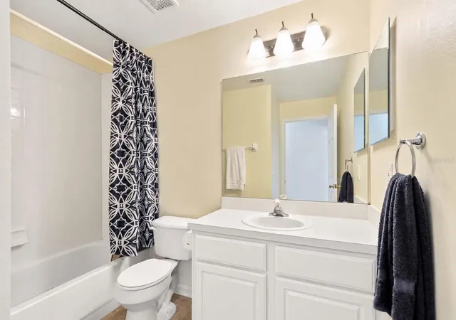 Photo 4 of Single family home for sale at 4808 Northern Dancer Way, Orlando, FL 32826 | MLS# O6446973 | Listing updated on 2026-10-03