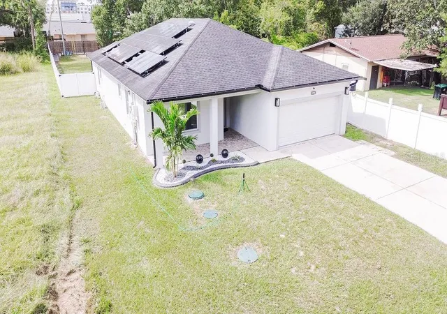 Photo 2 of Single family home for sale at 1846 Knight Ave, Orlando, FL 32826 | MLS# S5158806 | Listing updated on 2026-10-07
