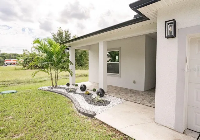 Photo 4 of Single family home for sale at 1846 Knight Ave, Orlando, FL 32826 | MLS# S5158806 | Listing updated on 2026-10-07