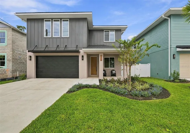 Photo 1 of Single family home for sale at 3205 W Wyoming Ave, Tampa, FL 33611 | MLS# TB8554571 | Listing updated on 2026-10-06
