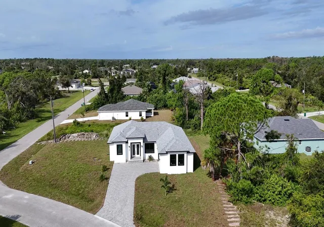 Photo 1 of Single family home for sale at 200 Redwood Rd, Rotonda West, FL 33947 | MLS# A4708367 | Listing updated on 2026-10-03