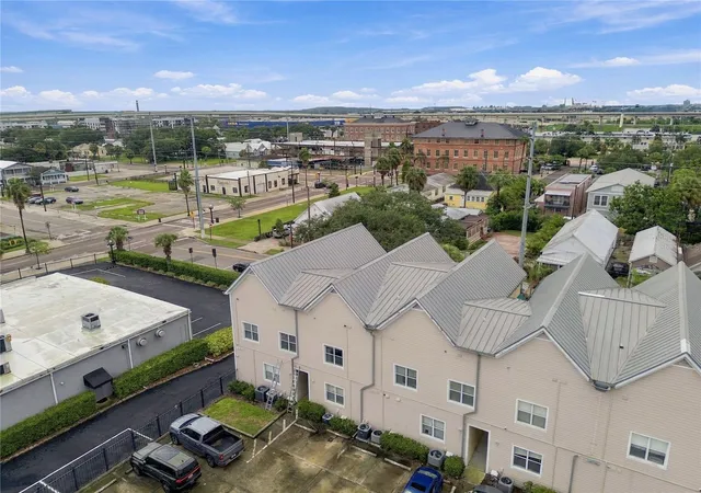 Photo 1 of Condo for sale at 2002 E 5th Avenue #214, Tampa, FL 33605 | MLS# TB8554577 | Listing updated on 2026-10-10