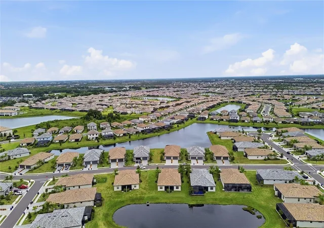 Photo 3 of Single family home for sale at 15606 Sunny Day Dr, Bradenton, FL 34211 | MLS# A4708372 | Listing updated on 2026-10-05
