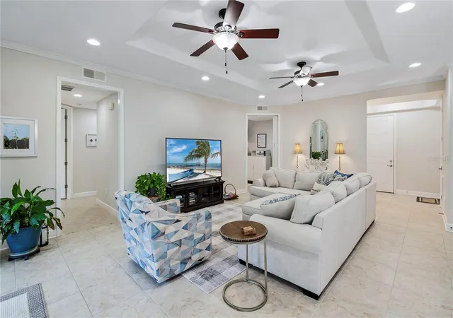 Photo 3 of Condo for sale at 7922 Tybee Ct, University Park, FL 34201 | MLS# A4708374 | Listing updated on 2026-10-04