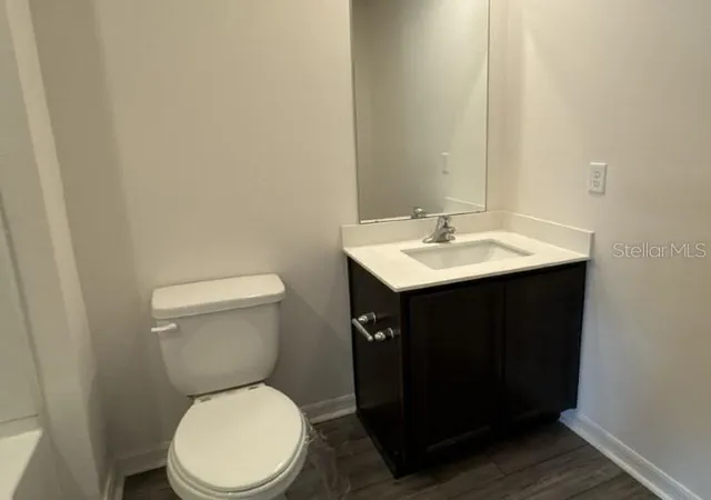 Photo 2 of Townhouse for sale at 1695 Wynford Cir, Tavares, FL 32778 | MLS# O6446991 | Listing updated on 2026-10-03