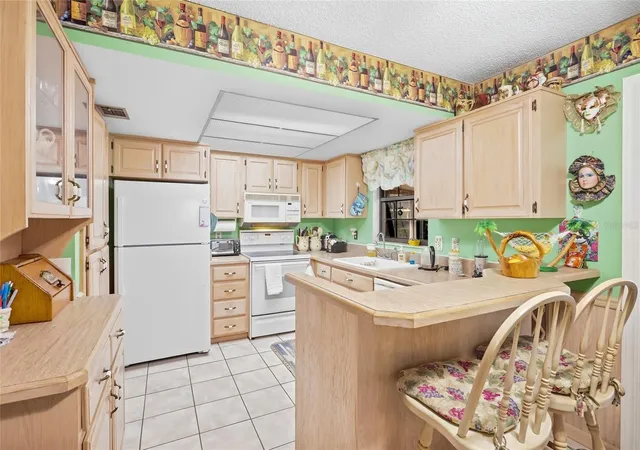 Photo 4 of Single family home for sale at 1424 Wyoming Ave, Saint Cloud, FL 34769 | MLS# S5158812 | Listing updated on 2026-10-04