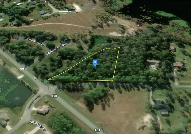 Photo 3 of Land for sale at 200 Nw Scenic Lake Dr, Lake City, FL 32055 | MLS# A4708378 | Listing updated on 2026-10-07