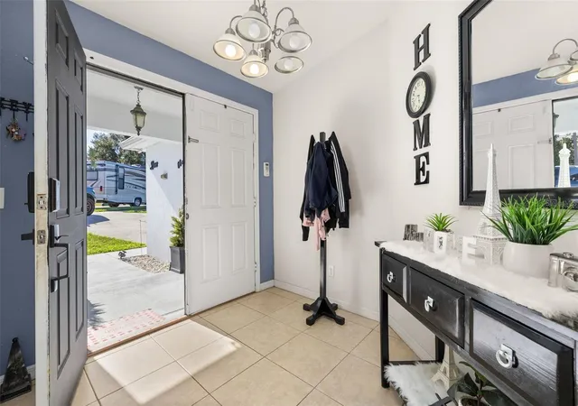 Photo 4 of Single family home for sale at 612 Chicago Way, Dundee, FL 33838 | MLS# S5158814 | Listing updated on 2026-10-07