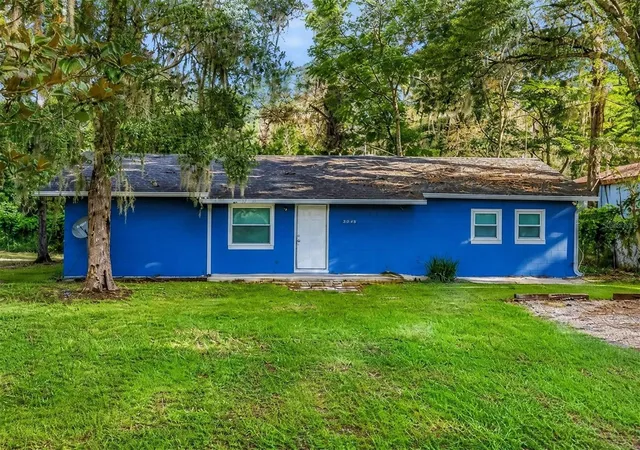Single family home for sale at 20145 SE Highway 42, UMATILLA, FL 32784 | MLS# O6446998