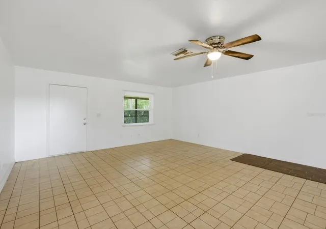 Photo 2 of Single family home for sale at 20145 SE Highway 42, Umatilla, FL 32784 | MLS# O6446998 | Listing updated on 2026-10-04