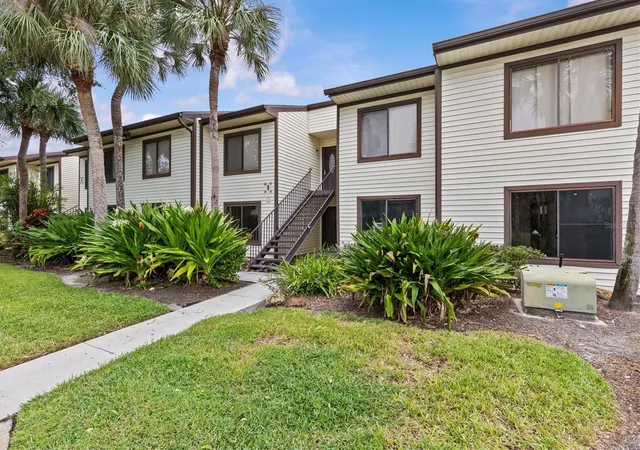 Photo 2 of Condo for sale at 381 Moorings Cvs Dr #9B, Tarpon Springs, FL 34689 | MLS# TB8554593 | Listing updated on 2026-10-05