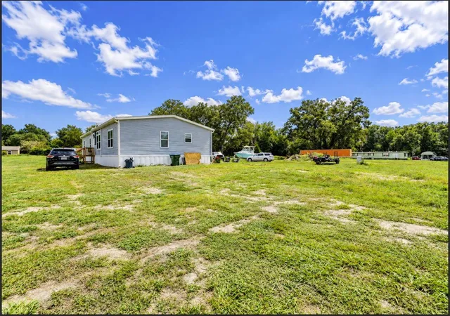 Photo 2 of Manufactured home for sale at 4980 SE 14th Street, Summerfield, FL 34491 | MLS# TB8554594 | Listing updated on 2026-10-13