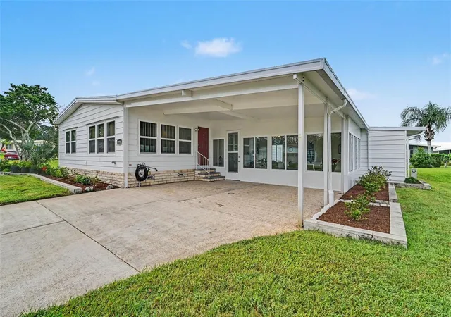 Photo 3 of Condo for sale at 2356 S Citrus Cir #1683, Zellwood, FL 32798 | MLS# O6447001 | Listing updated on 2026-10-05