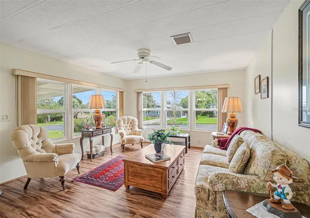 Listing Photo 5 - Condo for sale in building located at 2356 S Citrus Cir, ZELLWOOD, FL 32798 - Unit #1683