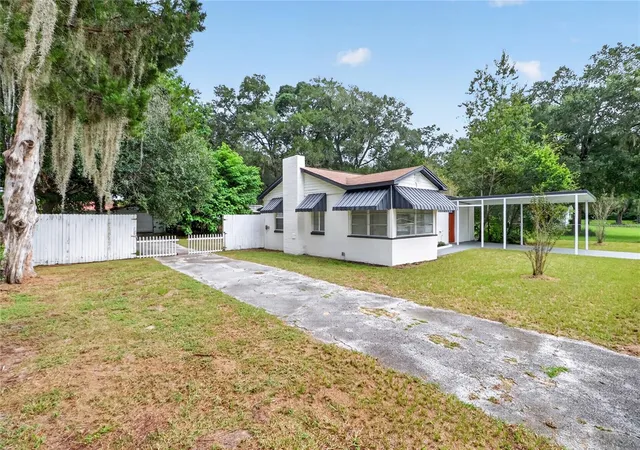 Photo 3 of Single family home for sale at 5175 E Live Oak Ln, Inverness, FL 34453 | MLS# TB8554596 | Listing updated on 2026-10-08