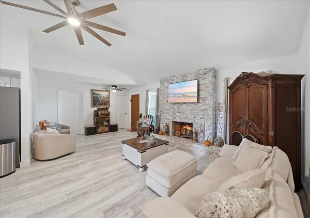 Photo 3 of Single family home for sale at 301 Columbus St, Sebastian, FL 32958 | MLS# S5158817 | Listing updated on 2026-10-04