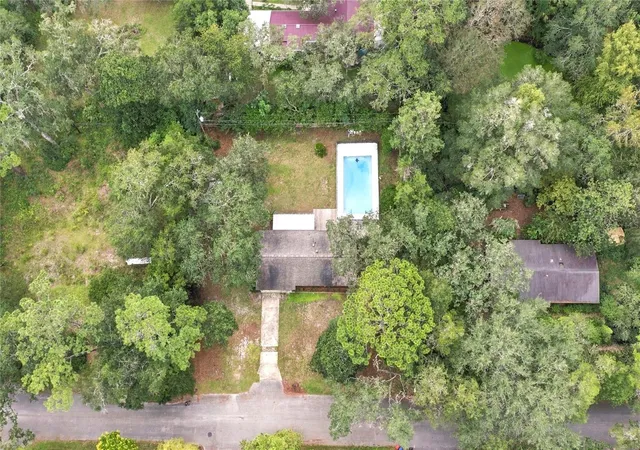 Photo 3 of Single family home for sale at 4101 Nw 14th Place, Gainesville, FL 32605 | MLS# GC543944 | Listing updated on 2026-10-06