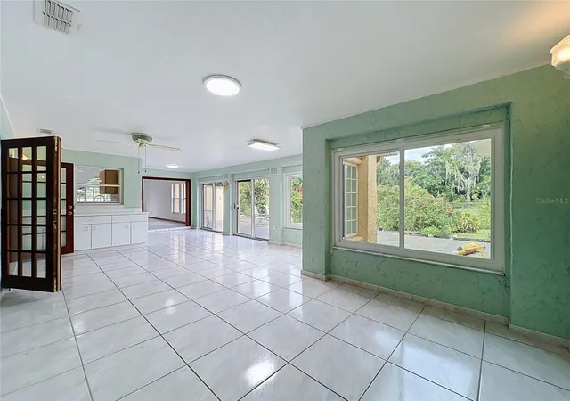 Photo 4 of Single family home for sale at 3785 Peace Pipe Dr, Orlando, FL 32829 | MLS# O6447013 | Listing updated on 2026-10-26