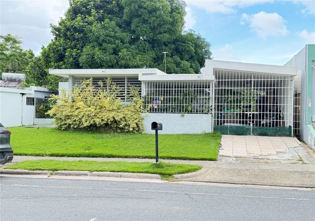 Photo 1 of Single family home for sale at V3 Calle Harding Urb Parkville, Guaynabo, PR 00969 | MLS# PR9124689 | Listing updated on 2026-10-07