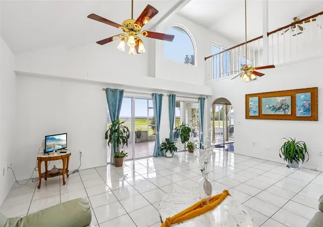 Photo 4 of Single family home for sale at 3480 Lakeshore Blvd, Saint Cloud, FL 34769 | MLS# O6447016 | Listing updated on 2026-10-03
