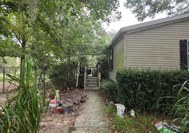 Photo 1 of Manufactured home for sale at 6535 N Ewok Point, Dunnellon, FL 34433 | MLS# TB8554612 | Listing updated on 2026-10-03