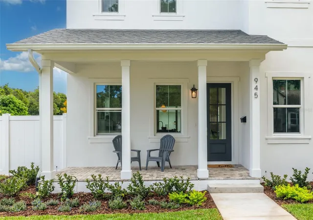 Photo 2 of Single family home for sale at 945 29th Street N, Saint Petersburg, FL 33713 | MLS# TB8554614 | Listing updated on 2026-10-09