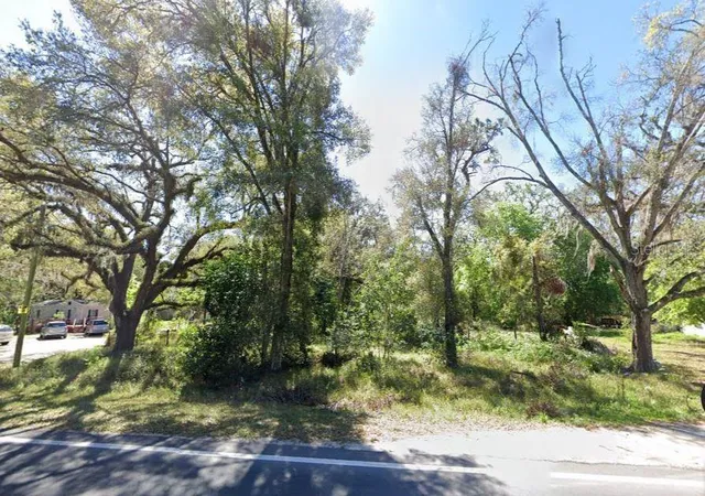 Photo 1 of Land for sale at 2715 Griffin Rd, Leesburg, FL 34748 | MLS# A4708386 | Listing updated on 2026-10-03