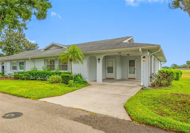 Condo for sale at 2020 Hullhouse Dr, SUN CITY CENTER, FL 33573 | MLS# TB8554616