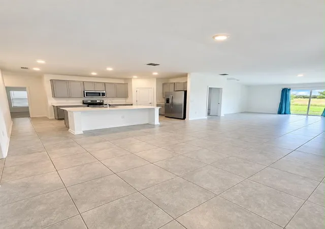Photo 1 of Single family home for sale at 285 Pineywoods St, Saint Cloud, FL 34772 | MLS# O6447028 | Listing updated on 2026-10-18
