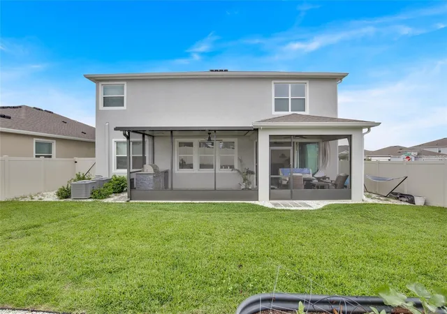 Photo 4 of Single family home for sale at 32265 Conchshell Sail St, Wesley Chapel, FL 33545 | MLS# TB8554621 | Listing updated on 2026-10-03