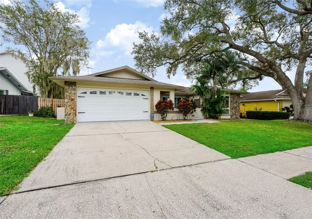 Photo 1 of Single family home for sale at 3437 Dove Holw Ct, Palm Harbor, FL 34683 | MLS# TB8554624 | Listing updated on 2026-10-06