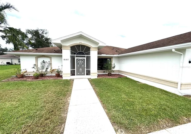 Photo 3 of Single family home for sale at 8107 Tedburn Park, Spring Hill, FL 34606 | MLS# W7890058 | Listing updated on 2026-10-04