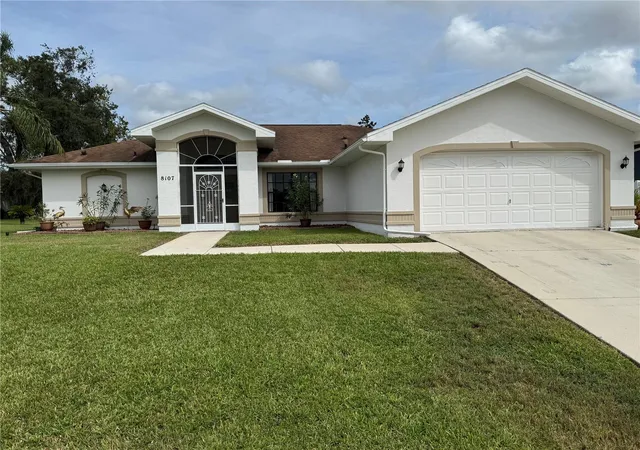 Photo 1 of Single family home for sale at 8107 Tedburn Park, Spring Hill, FL 34606 | MLS# W7890058 | Listing updated on 2026-10-04