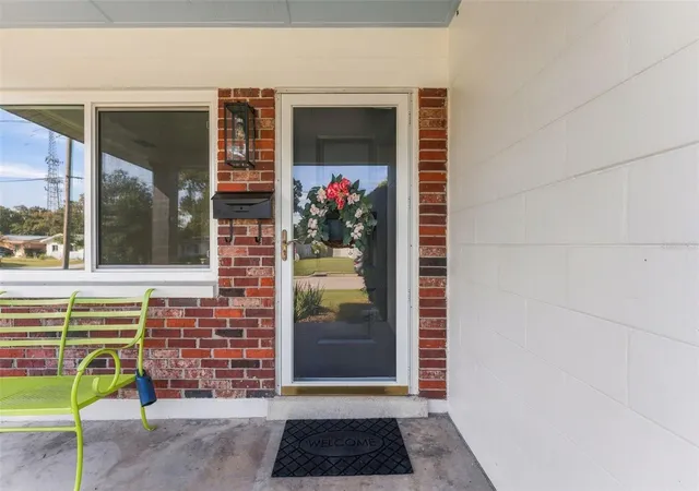 Photo 1 of Single family home for sale at 2116 W Minnehaha St, Tampa, FL 33604 | MLS# TB8554630 | Listing updated on 2026-10-04
