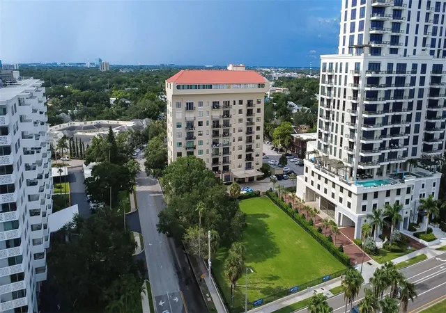 Photo 26 of Condo for sale at 2109 Bayshore Blvd #303, TAMPA, FL 33606 | MLS# TB8554631 | Listing updated on 2026-10-03