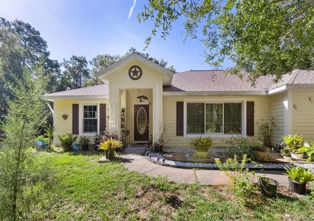 Photo 3 of Single family home for sale at 8708 E Galatia Ln, Floral City, FL 34436 | MLS# TB8554634 | Listing updated on 2026-10-08