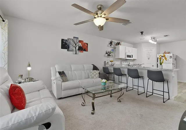 Photo 3 of Single family home for sale at 219 Hyacinth Ct, Kissimmee, FL 34759 | MLS# O6447038 | Listing updated on 2026-10-19