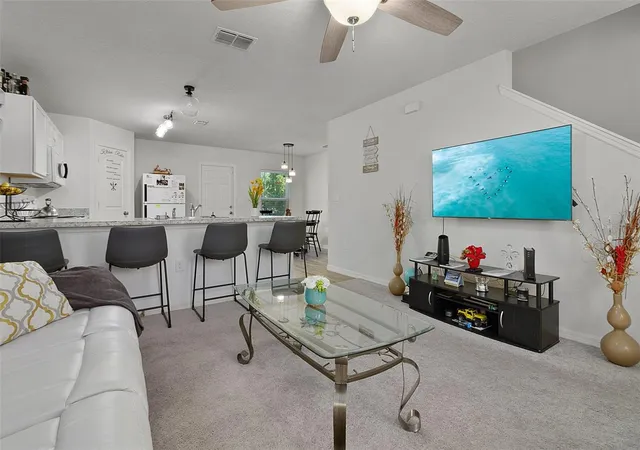 Photo 4 of Single family home for sale at 219 Hyacinth Ct, Kissimmee, FL 34759 | MLS# O6447038 | Listing updated on 2026-10-19