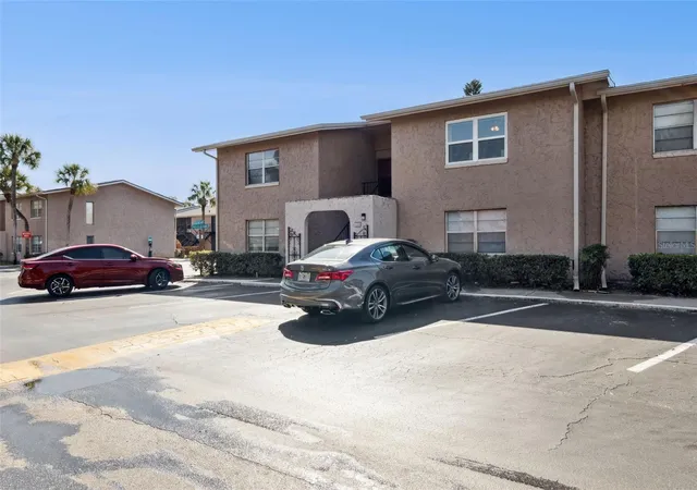 Photo 2 of Condo for sale at 1158 Calle Del Norte #C, Casselberry, FL 32707 | MLS# O6447042 | Listing updated on 2026-10-04